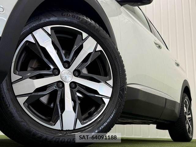Peugeot 3008 2022-04 8485916-18