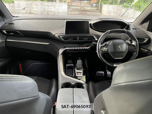 Peugeot 3008 2018-03 8563163-12