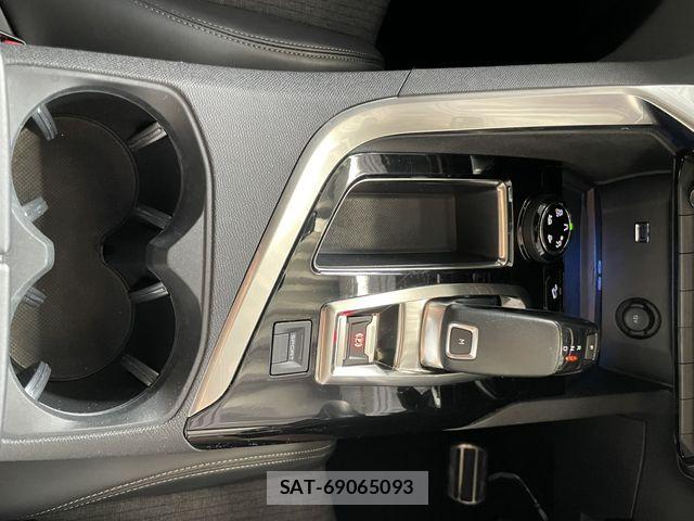 Peugeot 3008 2018-03 8563163-16