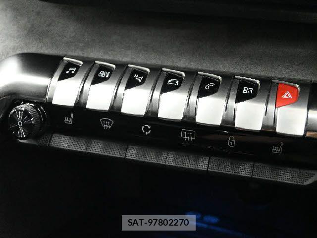 Peugeot 3008 2021-04 8628349-9