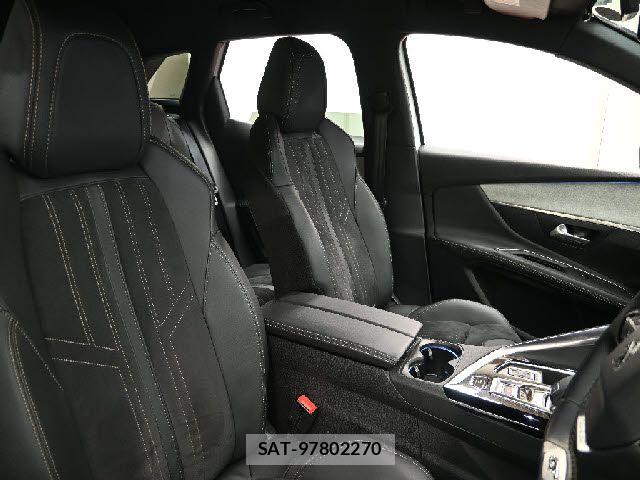 Peugeot 3008 2021-04 8628349-27