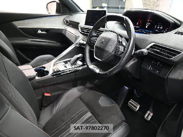 Peugeot 3008 2021-04 8628349-3