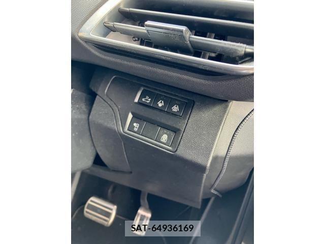 Peugeot 3008 2021-10 8660953-18