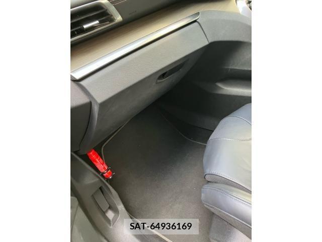 Peugeot 3008 2021-10 8660953-25