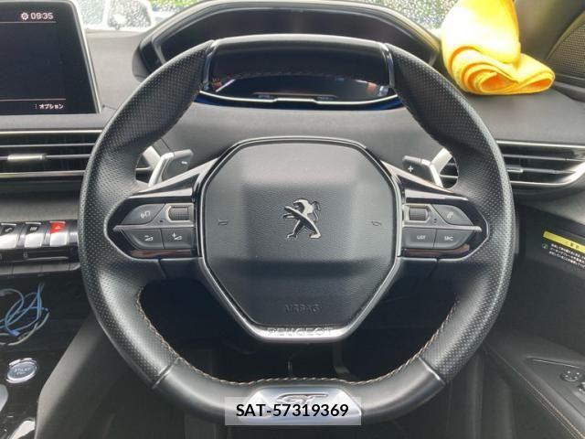 Peugeot 3008 2018-05 8686272-9