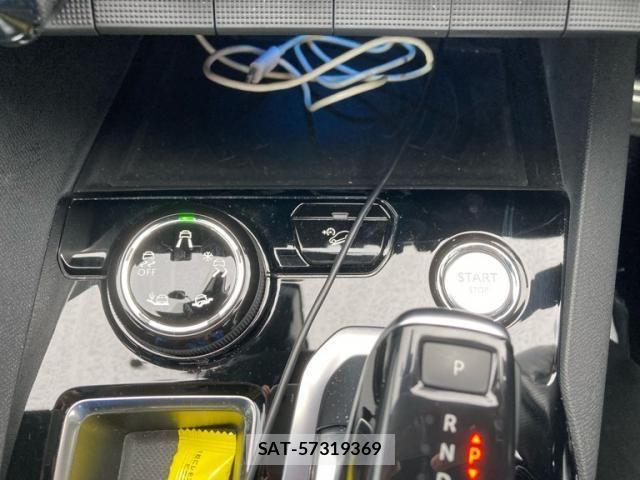 Peugeot 3008 2018-05 8686272-15