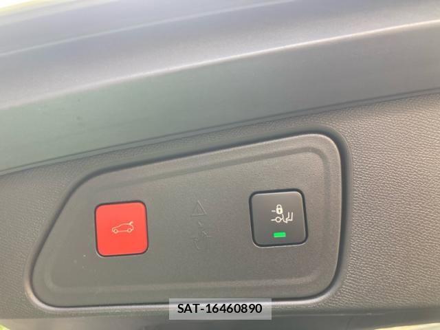 Peugeot 3008 2020-10 8686271-9
