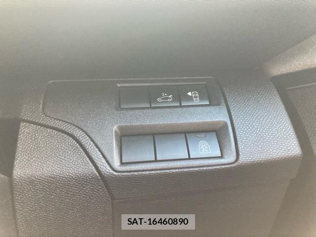 Peugeot 3008 2020-10 8686271-21