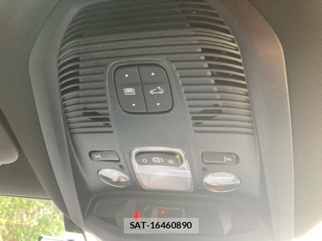Peugeot 3008 2020-10 8686271-27