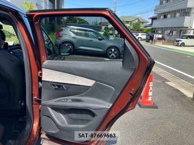 Peugeot 3008 2019-09 8745165-11