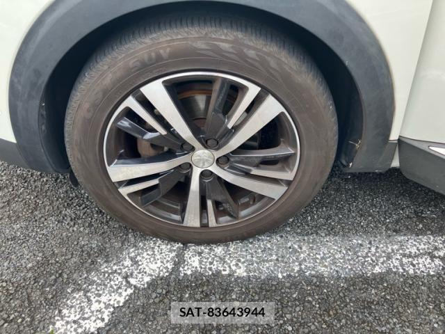Peugeot 3008 2018-01 8831053-6