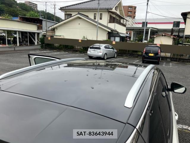 Peugeot 3008 2018-01 8831053-8
