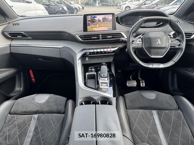 Peugeot 3008 2018-09 8831052-1
