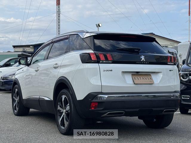 Peugeot 3008 2018-09 8831052-7