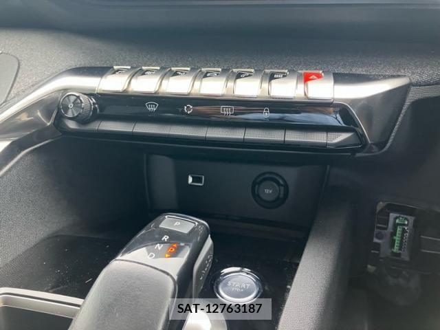 Peugeot 3008 2017-06 8850342-16