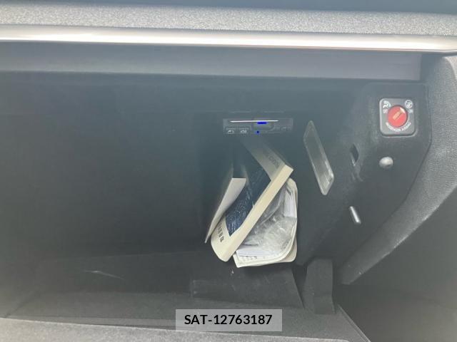 Peugeot 3008 2017-06 8850342-20