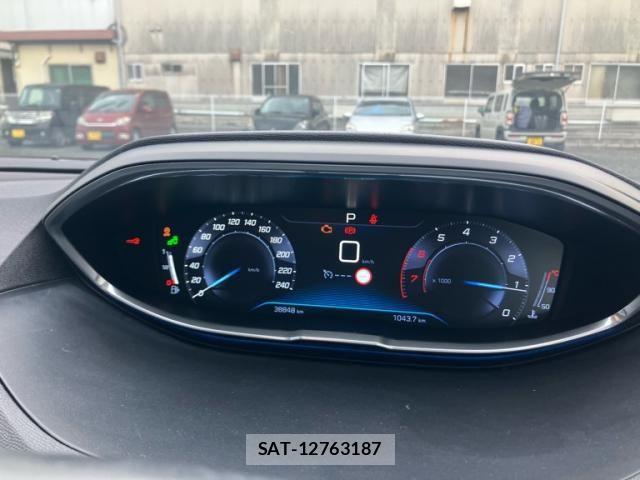Peugeot 3008 2017-06 8850342-22
