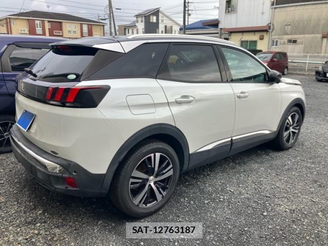 Peugeot 3008 2017-06 8850342-4