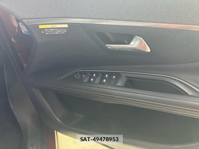 Peugeot 3008 2018-03 8850341-18