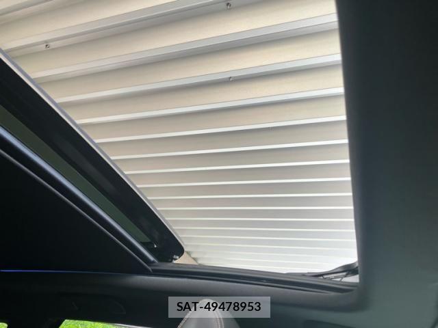 Peugeot 3008 2018-03 8850341-27