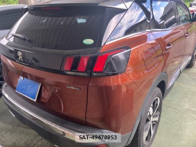 Peugeot 3008 2018-03 8850341-8