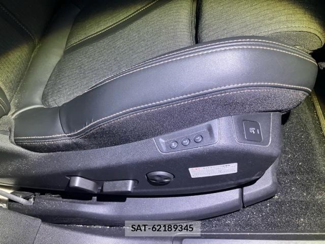 Peugeot 3008 2020-06 8881523-13