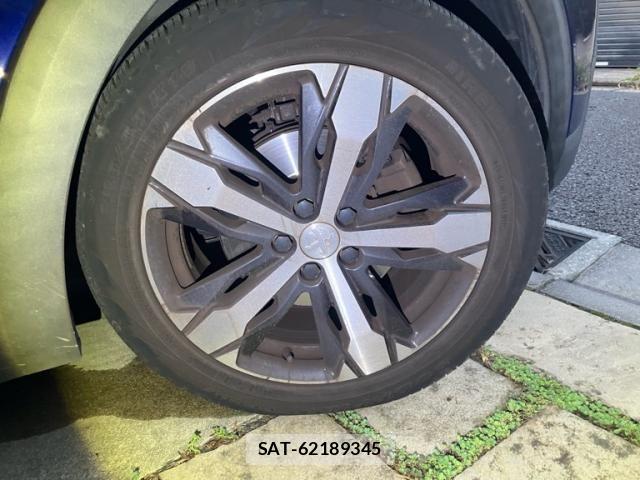 Peugeot 3008 2020-06 8881523-6