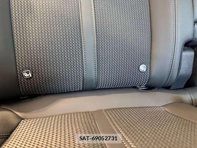 Peugeot 3008 2023-06 8881524-19
