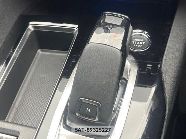 Peugeot 3008 2022-06 8884172-11