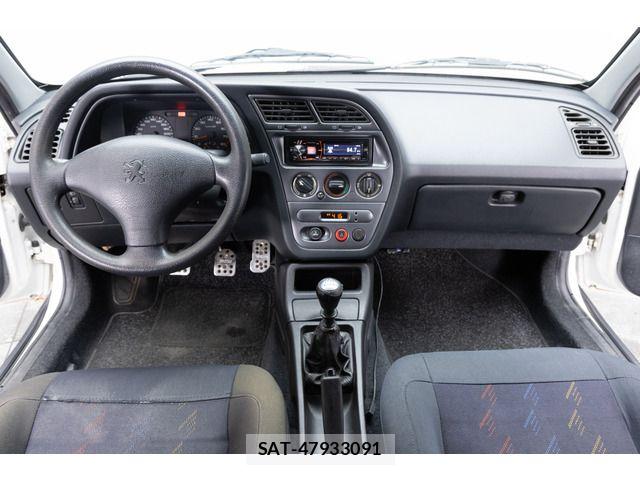 Peugeot 306 2001-08 6816527-1