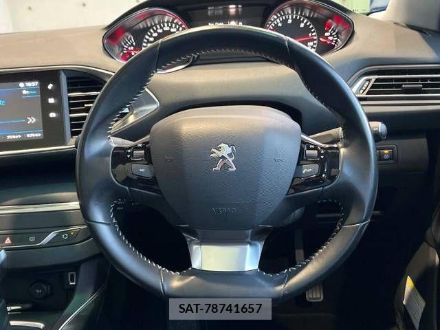 Peugeot 308 2018-09 613660-10