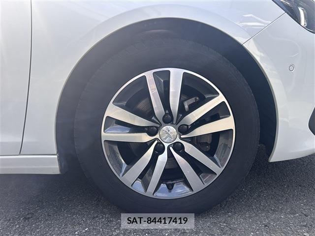 Peugeot 308 2019-12 1203313-9