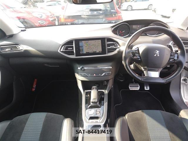Peugeot 308 2019-12 1203313-14