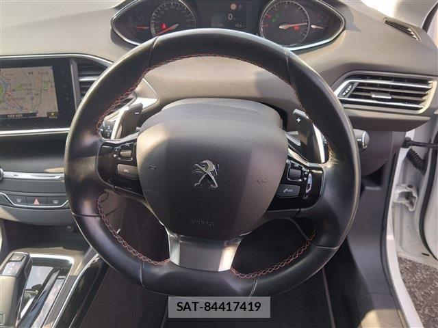 Peugeot 308 2019-12 1203313-15