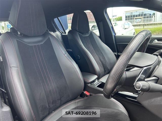 Peugeot 308 2018-07 1208050-12