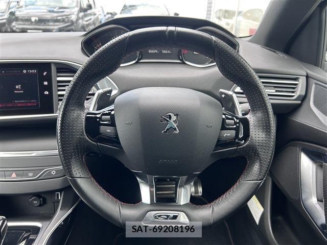 Peugeot 308 2018-07 1208050-15