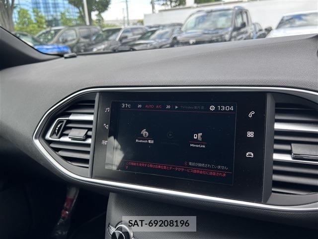 Peugeot 308 2018-07 1208050-16