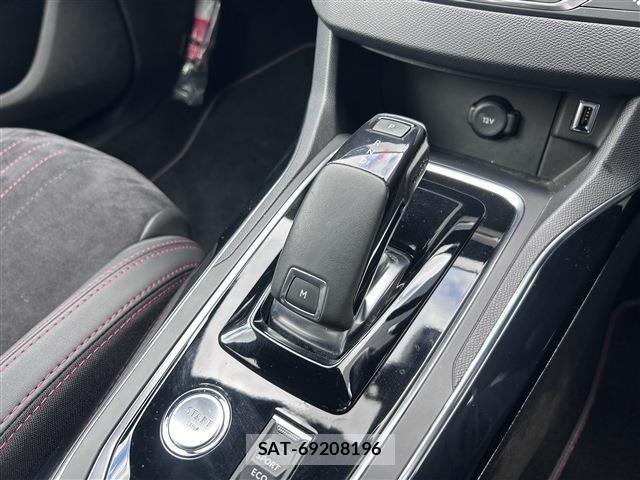 Peugeot 308 2018-07 1208050-18