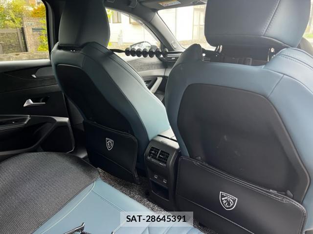 Peugeot 308 2023-11 1381527-16