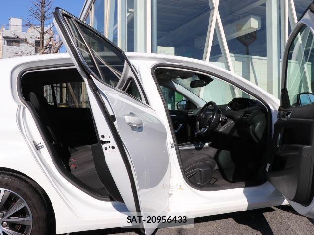 Peugeot 308 2017-07 1474207-9