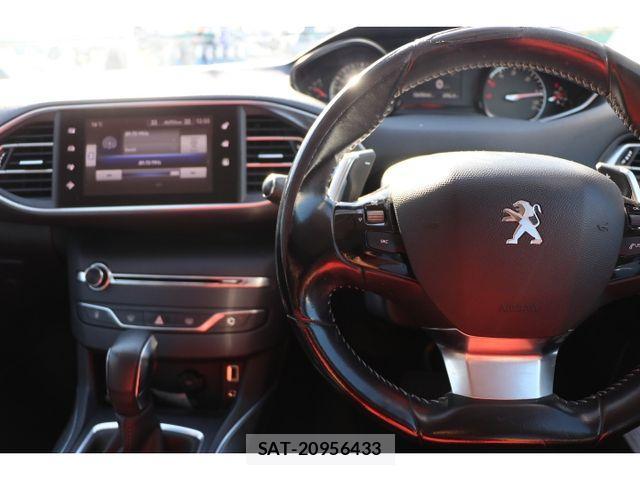 Peugeot 308 2017-07 1474207-3