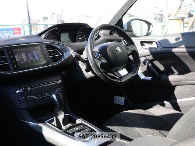 Peugeot 308 2017-07 1474207-5