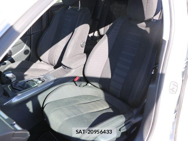 Peugeot 308 2017-07 1474207-6