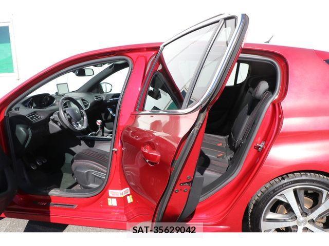 Peugeot 308 2017-11 1474208-9