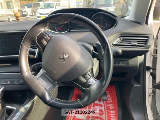 Peugeot 308 2016-12 1626748-12