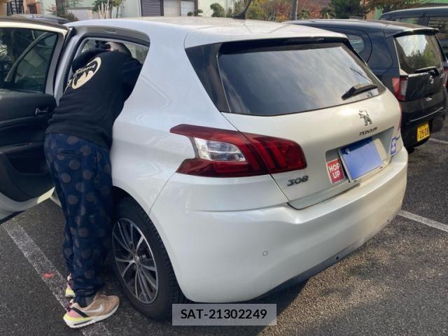 Peugeot 308 2016-12 1626748-4