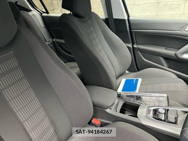 Peugeot 308 2017-02 1663099-9