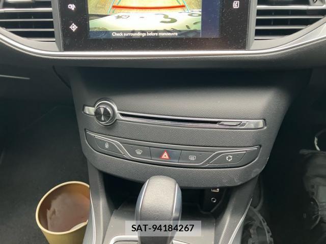 Peugeot 308 2017-02 1663099-17
