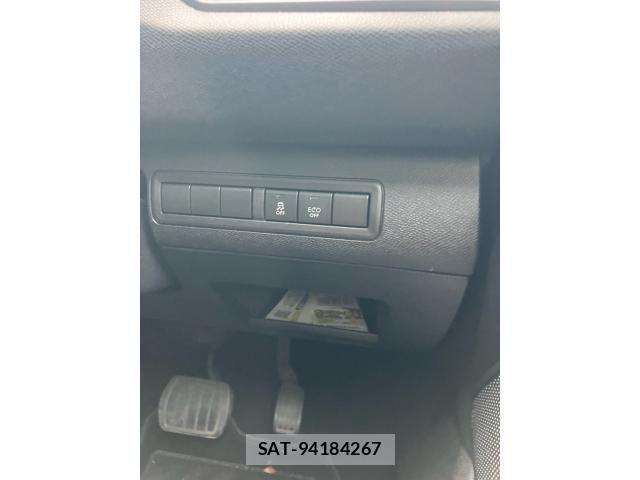Peugeot 308 2017-02 1663099-21