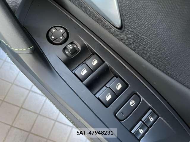 Peugeot 308 2025-06 2352517-16